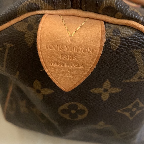 Authentic preloved Louis Vuitton Monogram Speedy 30 - Picture 3 of 8